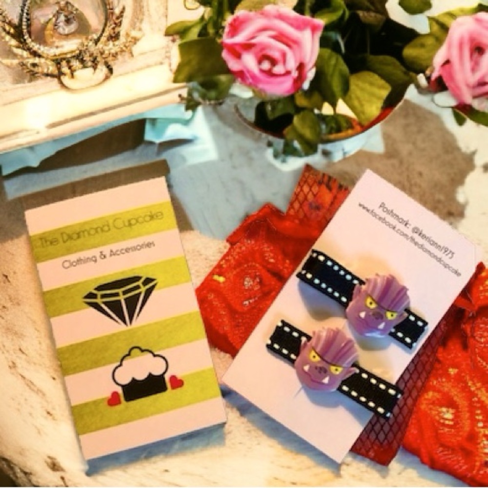 💖 5/$25 | Purple Monster Barrettes